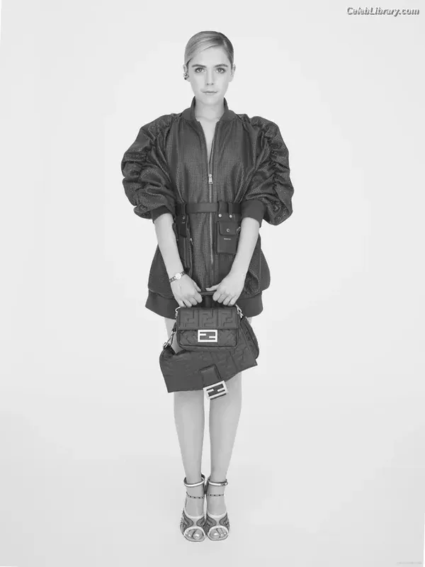 Kiernan Shipka photo 11 of 2601
