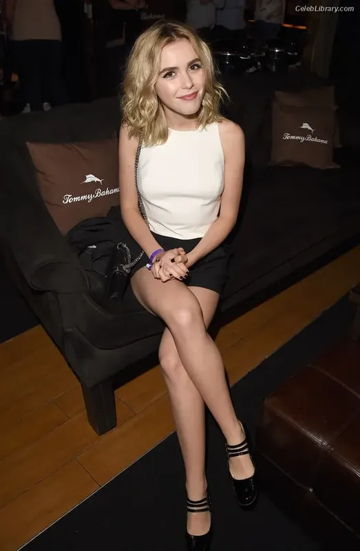 Kiernan Shipka photo 18 of 2601