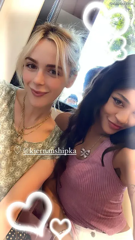 Kiernan Shipka photo 21 of 2601