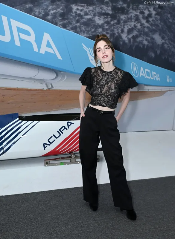 Kiernan Shipka photo 12 of 2601