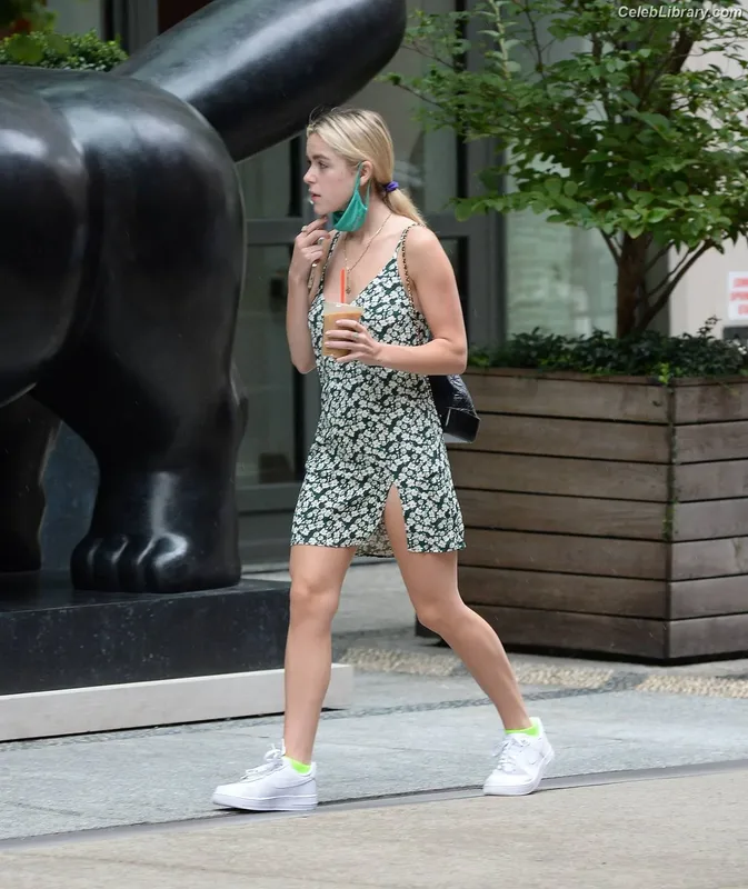 Kiernan Shipka photo 23 of 2601