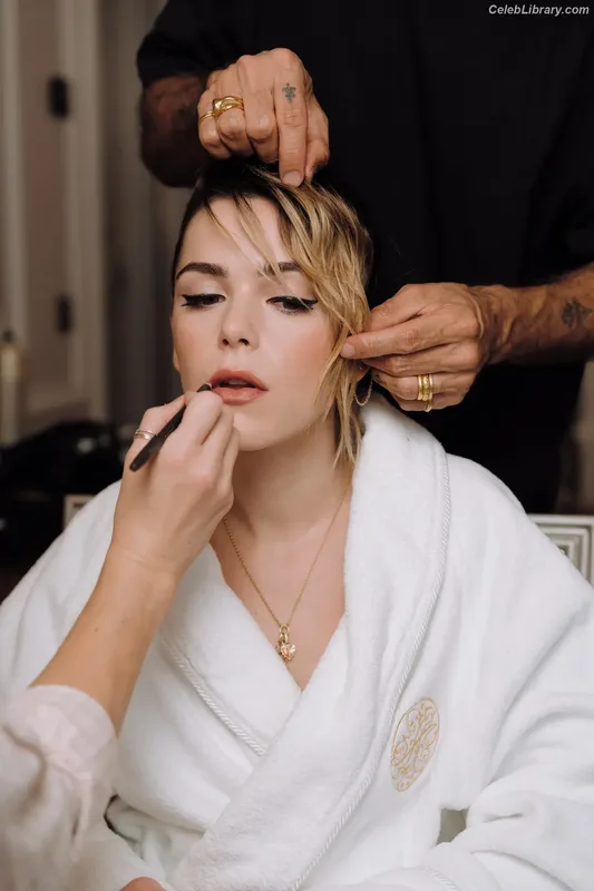Kiernan Shipka photo 3 of 2601