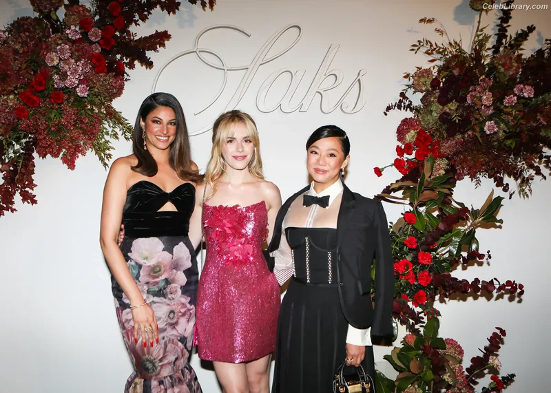 Kiernan Shipka photo 17 of 2601