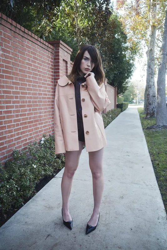 Kiernan Shipka photo 2 of 2601
