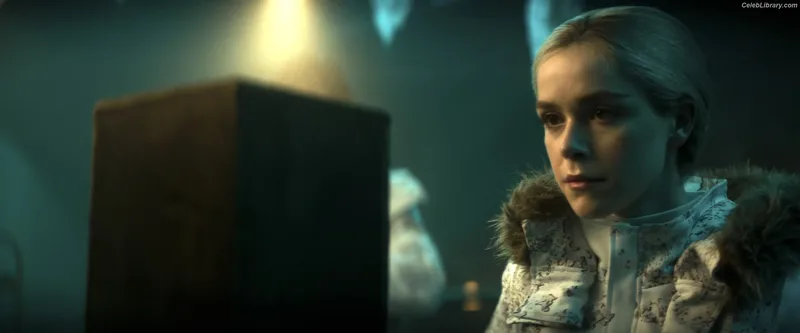 Kiernan Shipka photo 13 of 2601