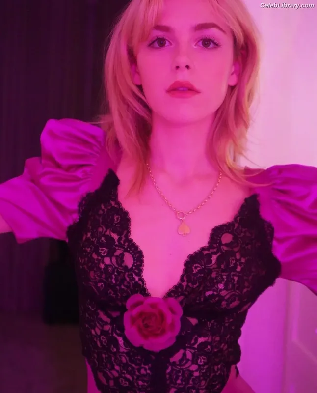 Kiernan Shipka photo 24 of 2601