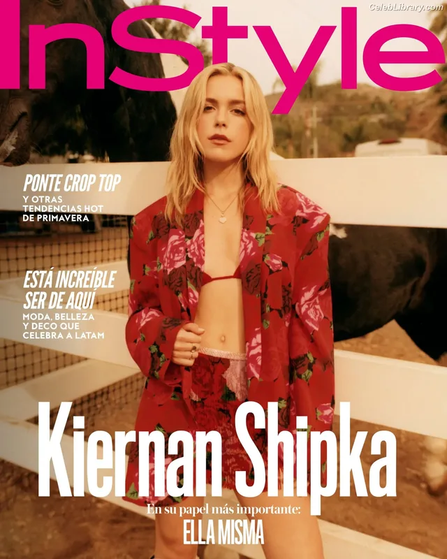 Kiernan Shipka photo 21 of 2601