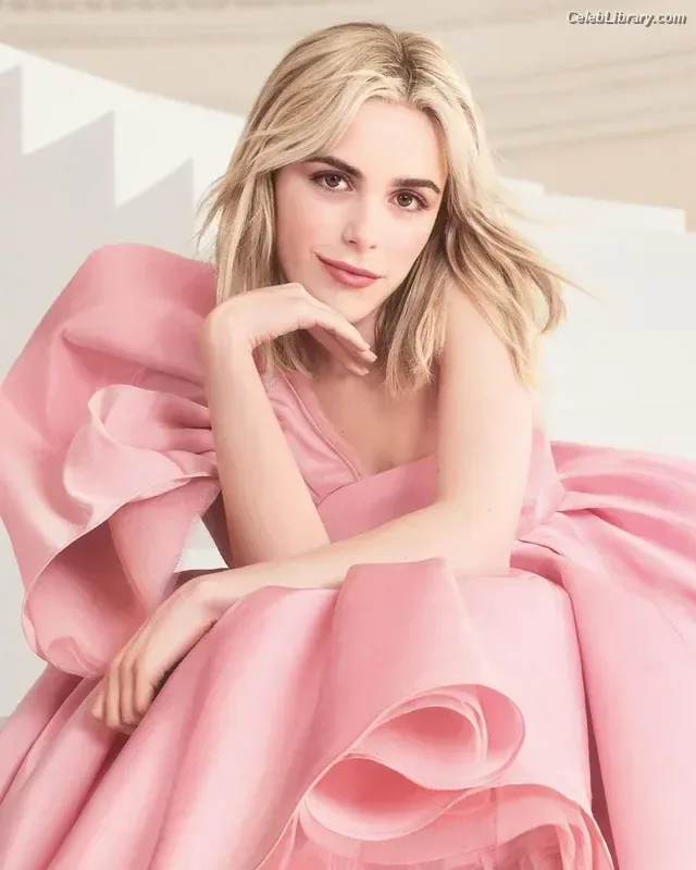Kiernan Shipka photo 16 of 2601