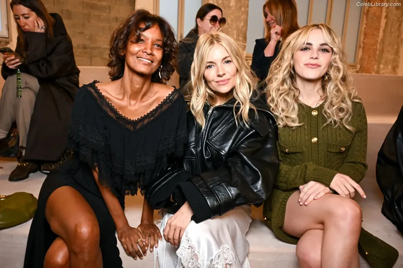 Kiernan Shipka photo 17 of 2601