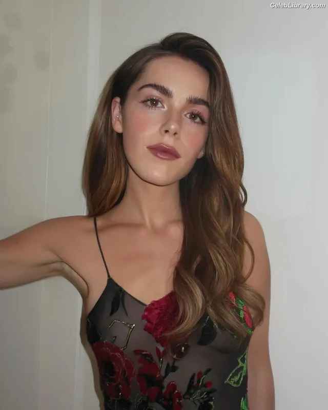 Kiernan Shipka photo 20 of 2601