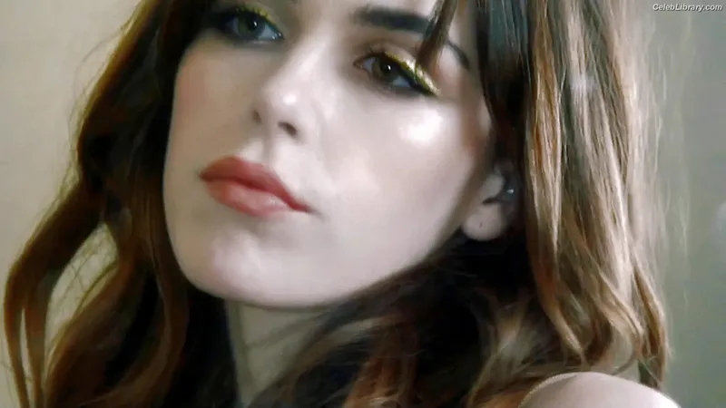 Kiernan Shipka photo 5 of 2601