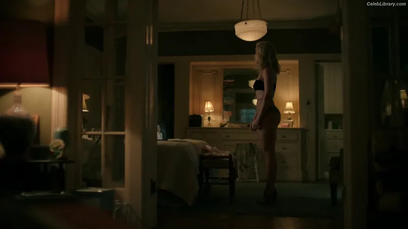 Kiernan Shipka photo 14 of 2601