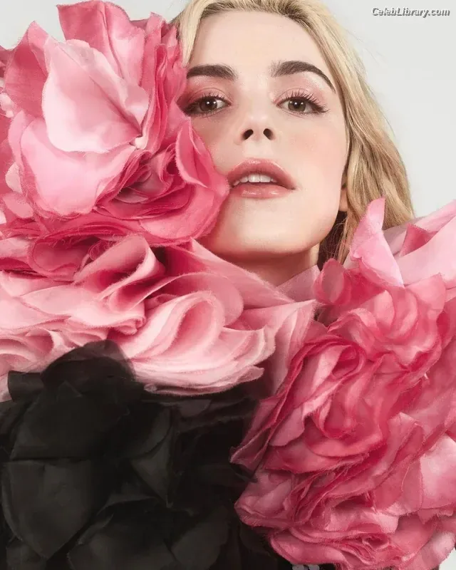 Kiernan Shipka photo 15 of 2601