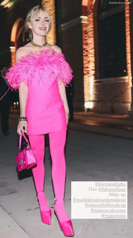 Kiernan Shipka photo 23 of 2601