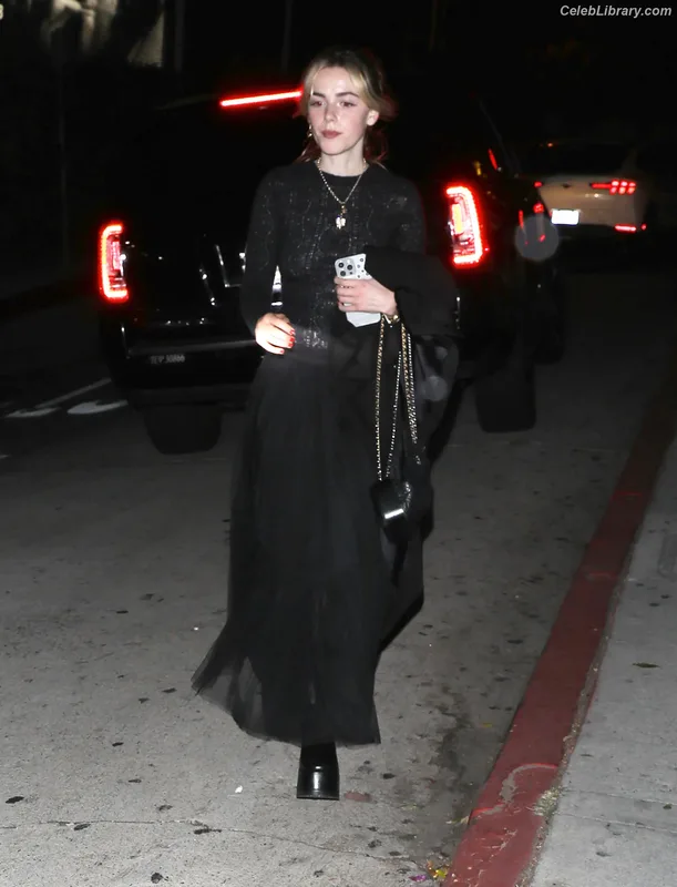 Kiernan Shipka photo 5 of 2601
