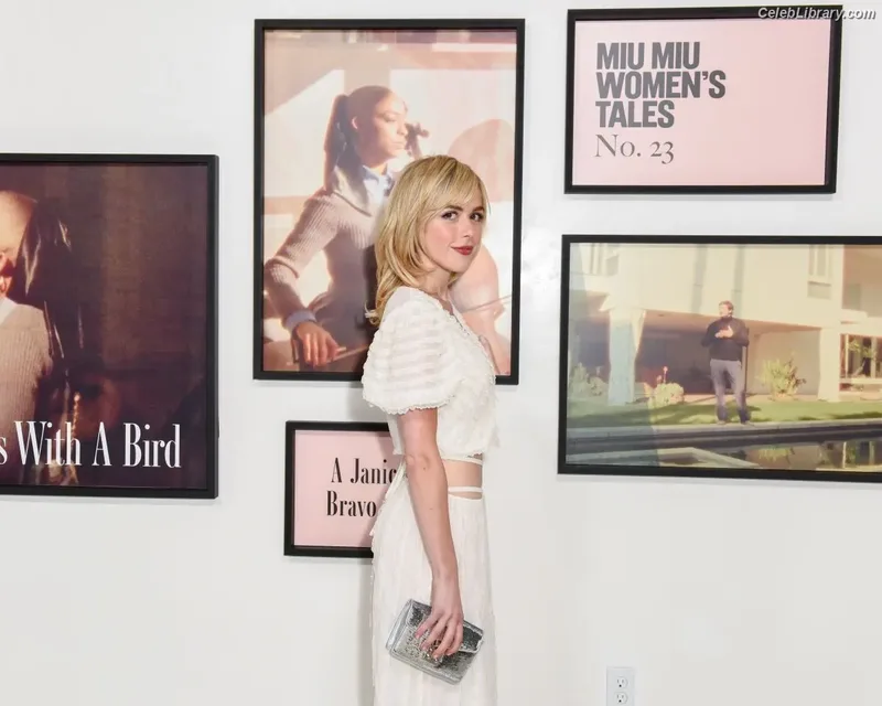 Kiernan Shipka photo 24 of 2601