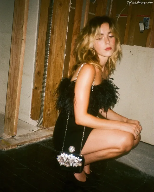 Kiernan Shipka photo 21 of 2601
