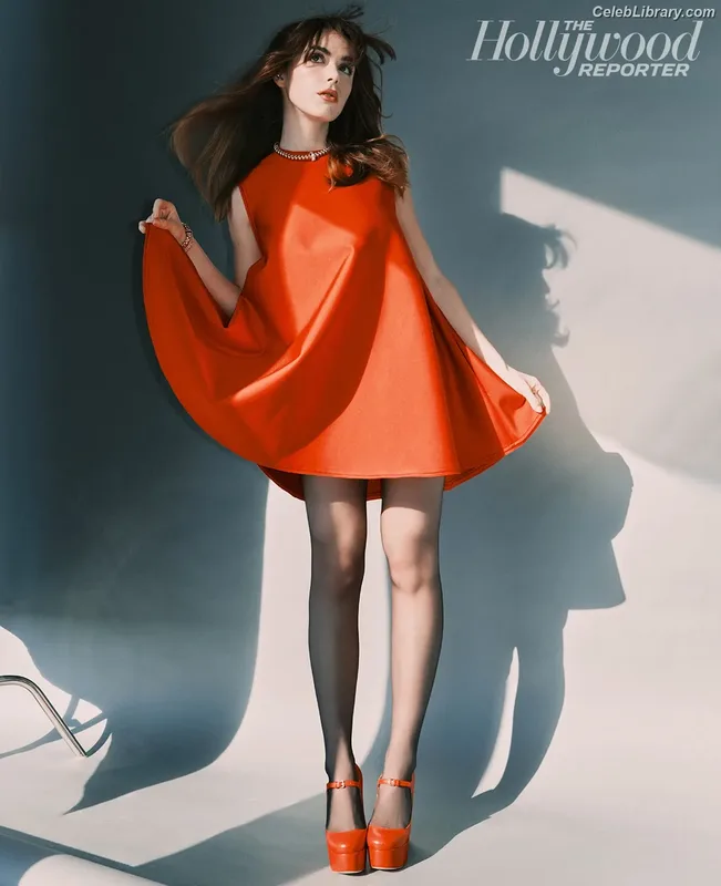 Kiernan Shipka photo 5 of 2601