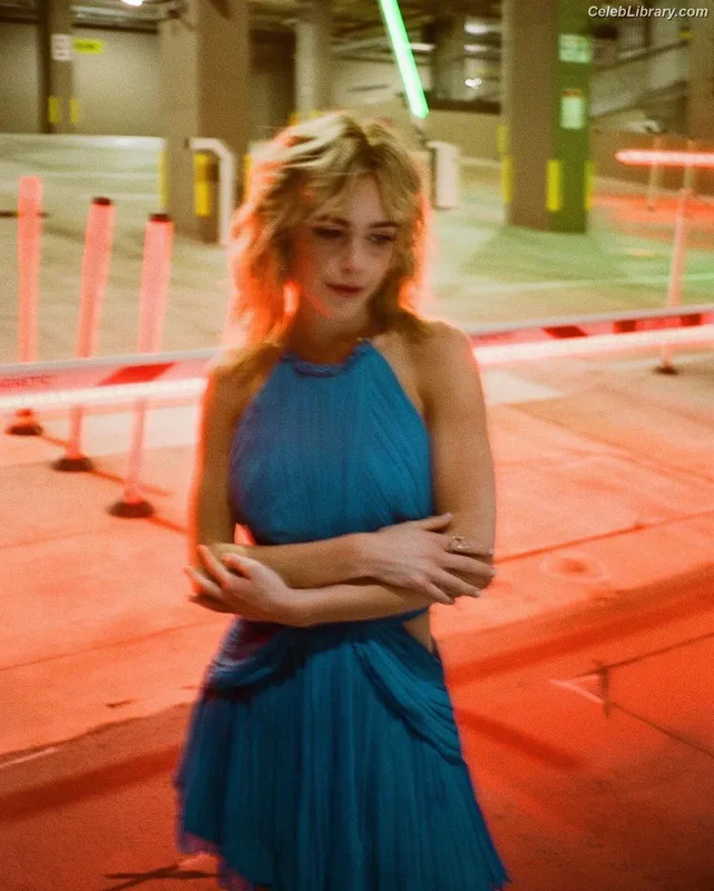 Kiernan Shipka photo 15 of 2601