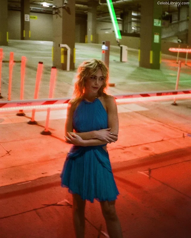 Kiernan Shipka photo 16 of 2601
