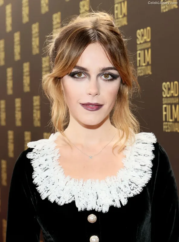 Kiernan Shipka photo 24 of 2601