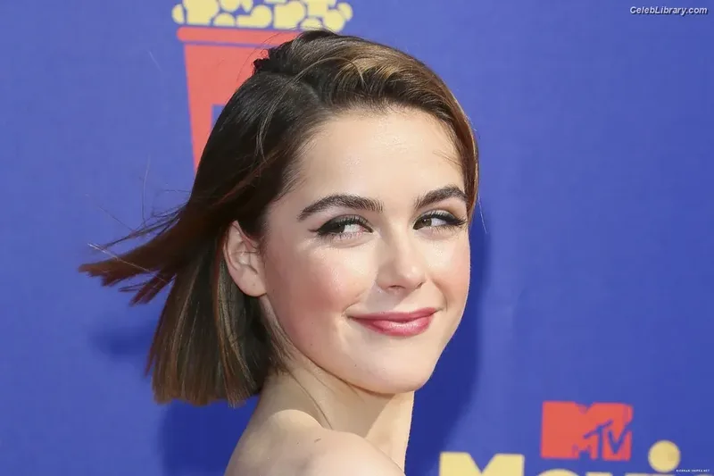 Kiernan Shipka photo 8 of 2601
