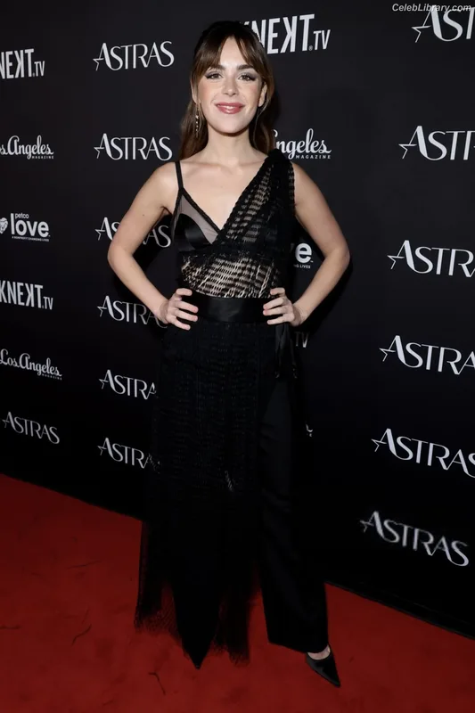 Kiernan Shipka photo 18 of 2601