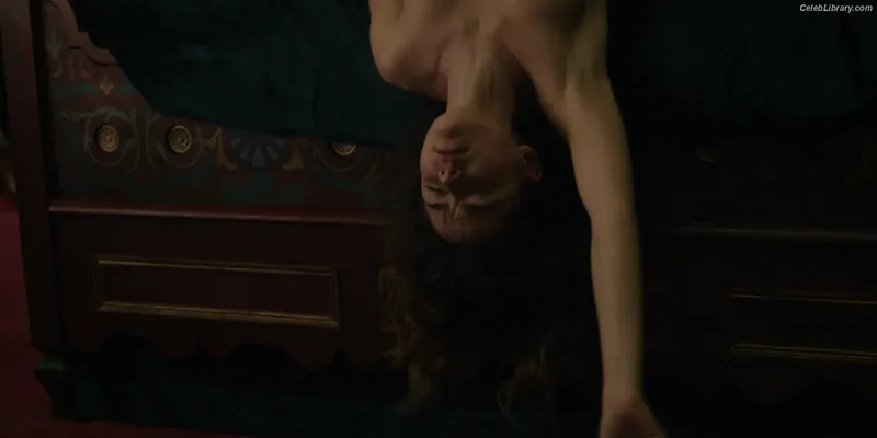 Kiernan Shipka photo 21 of 2601