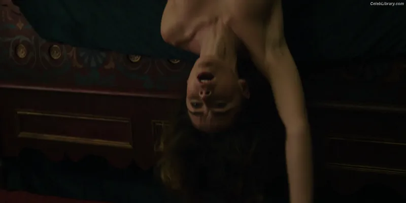 Kiernan Shipka photo 22 of 2601