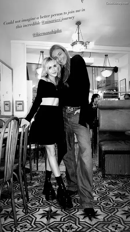 Kiernan Shipka photo 4 of 2601