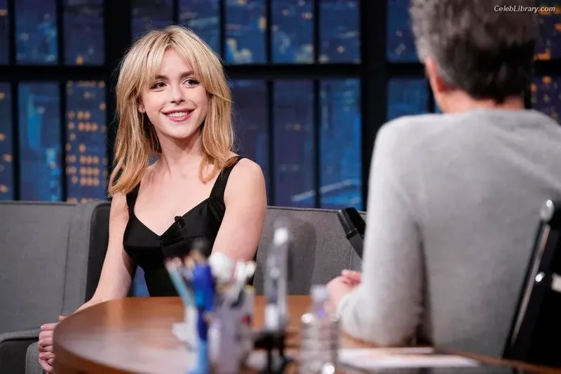 Kiernan Shipka photo 11 of 2601