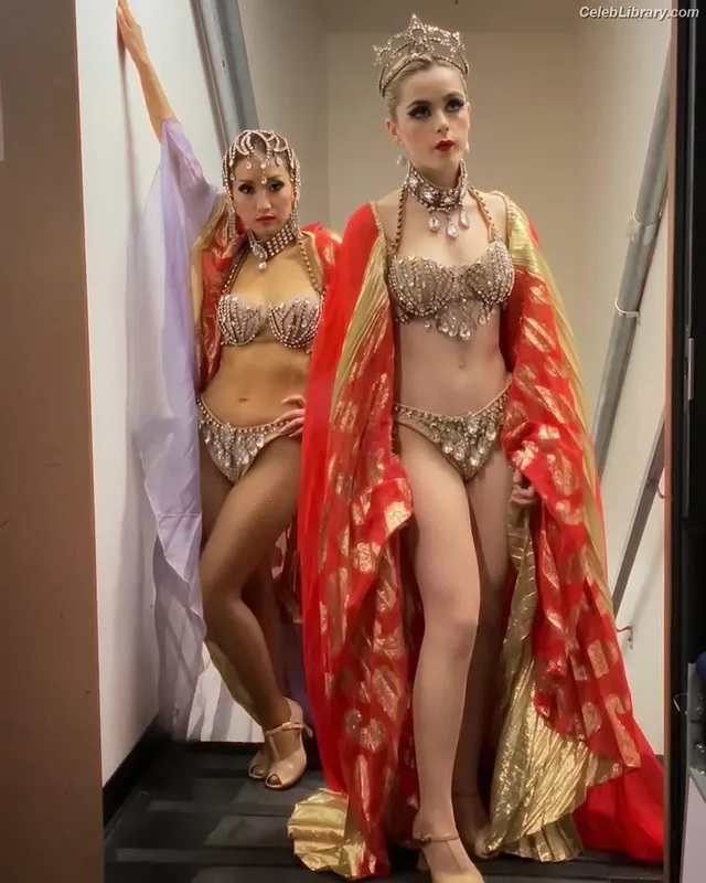 Kiernan Shipka photo 6 of 2601