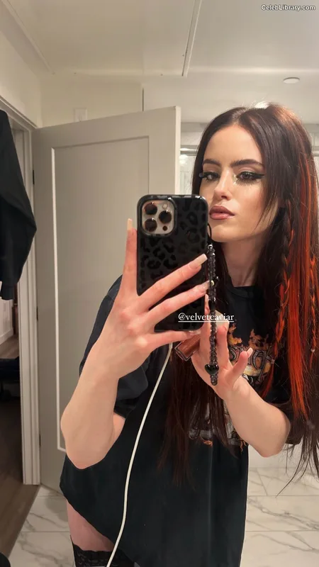 Kiiara photo 9 of 45