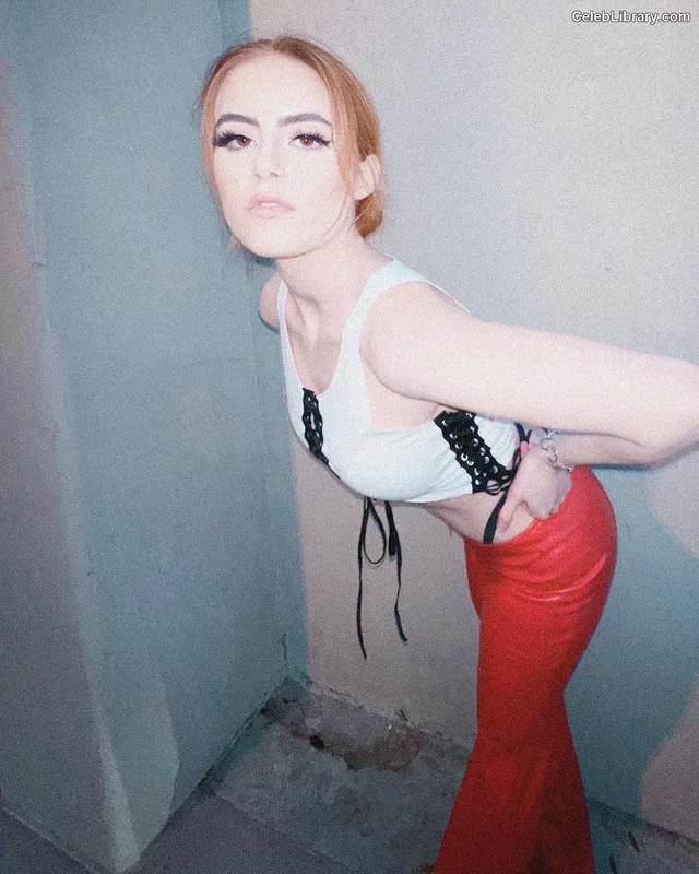 Kiiara photo 15 of 45