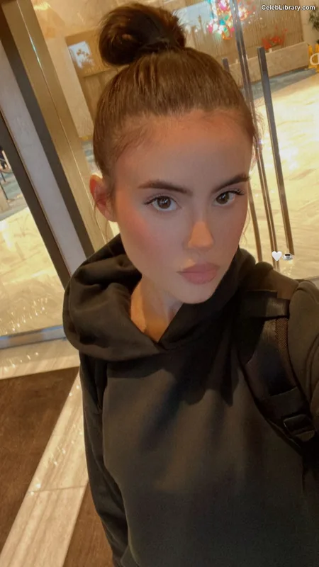 Kiiara photo 17 of 45