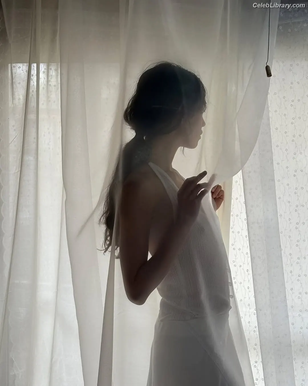 Kiko Mizuhara photo 6 of 135