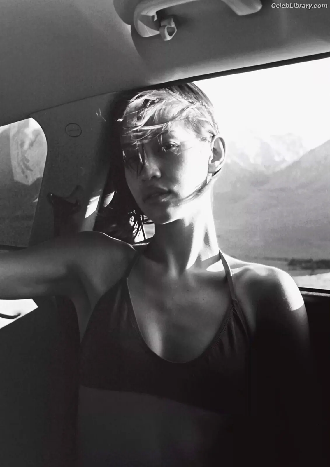 Kiko Mizuhara photo 13 of 135