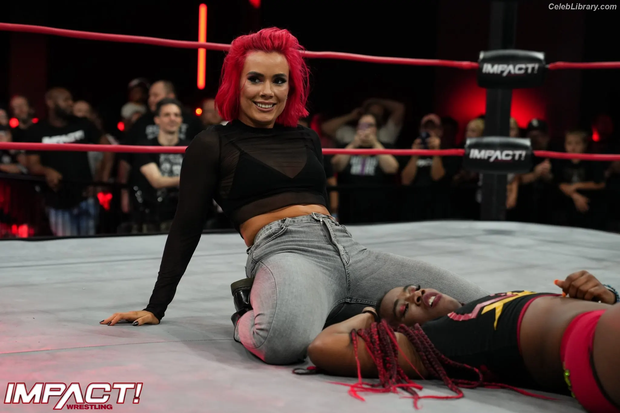 Killer Kelly photo 23 of 537