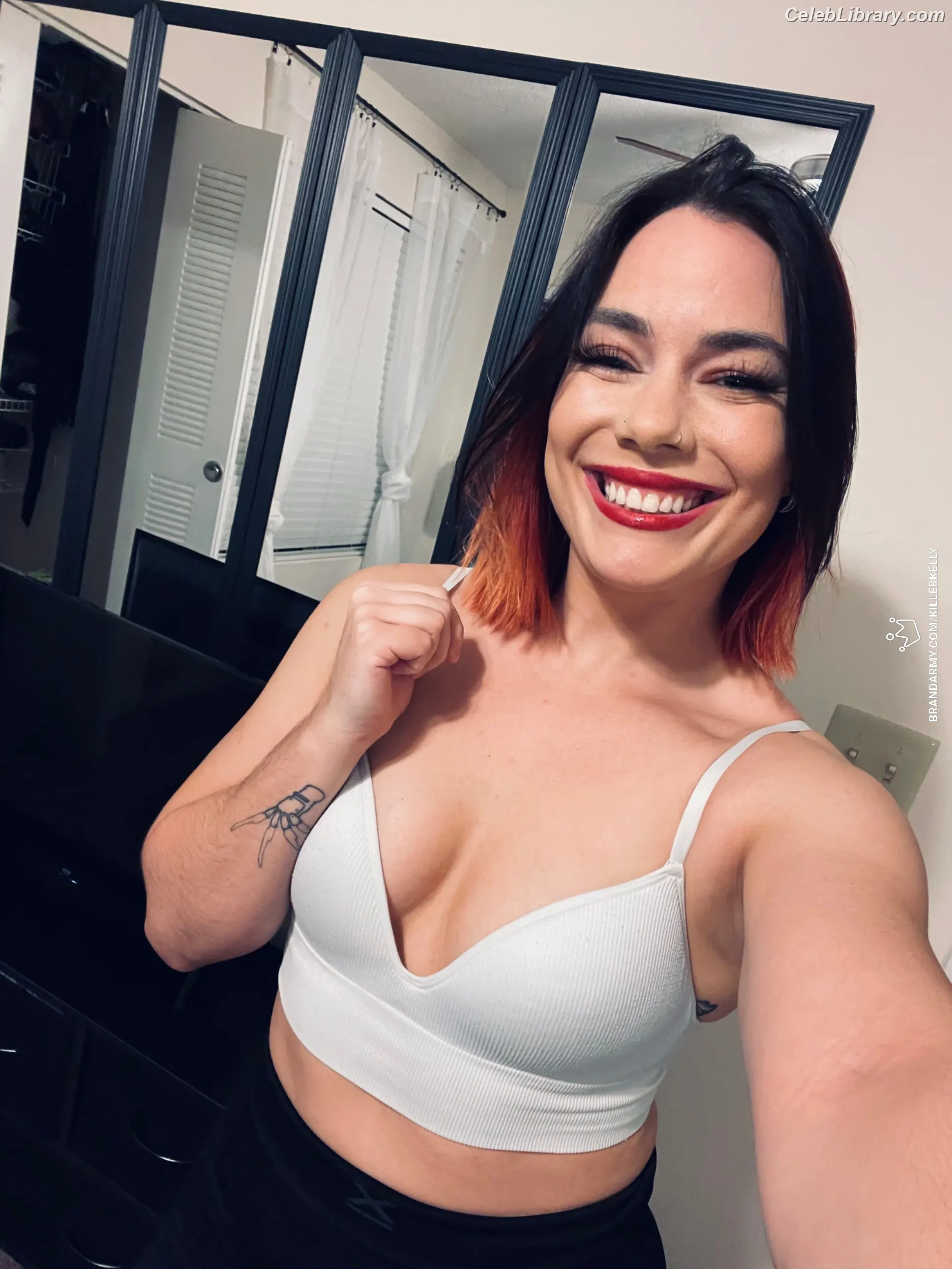 Killer Kelly photo 15 of 537