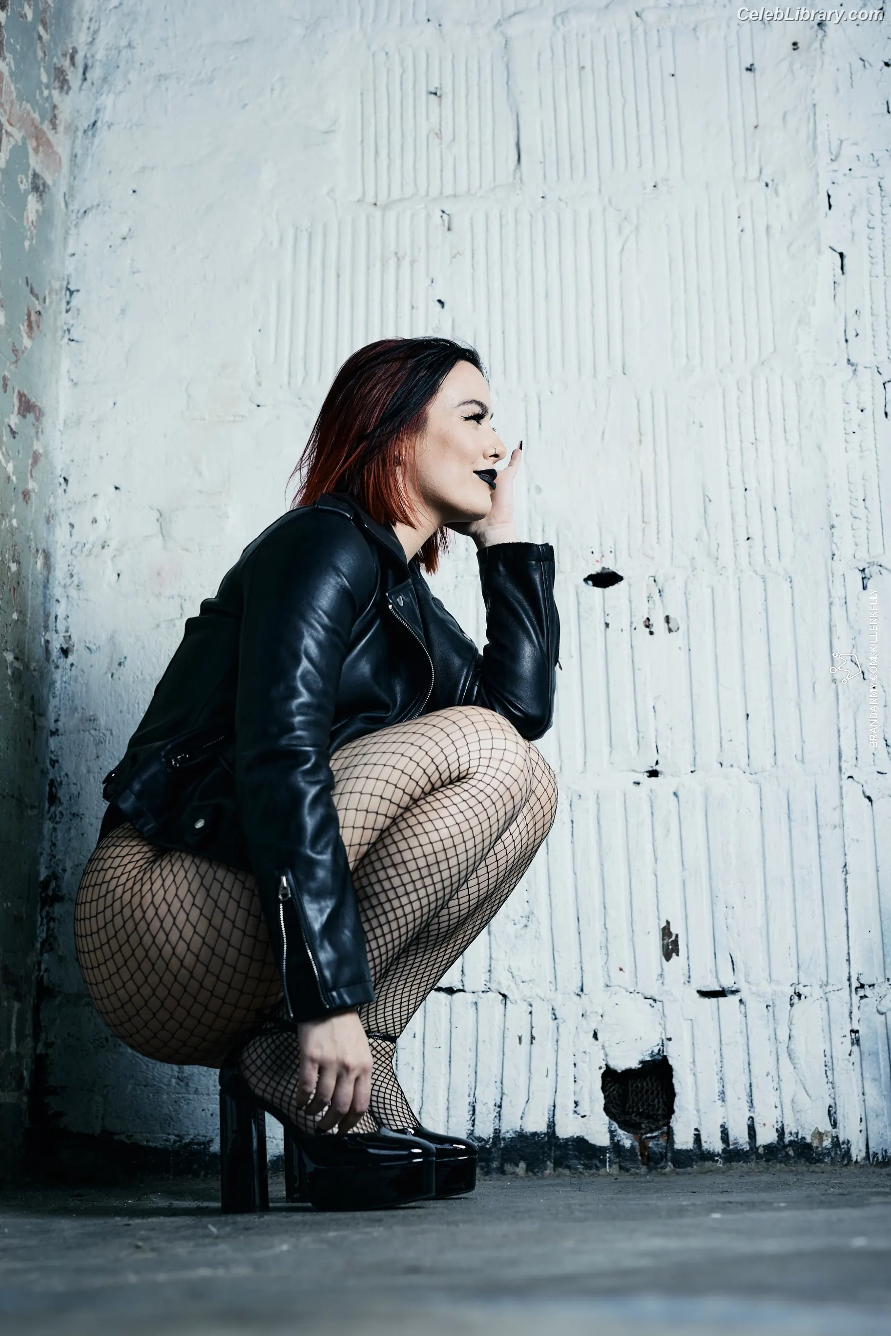 Killer Kelly photo 3 of 537
