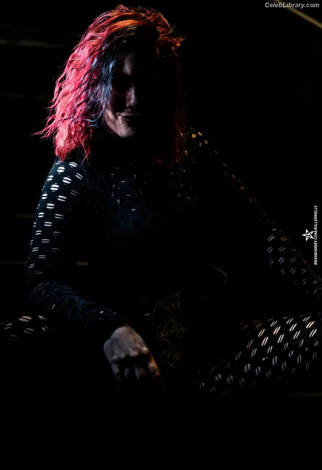 Killer Kelly photo 19 of 537