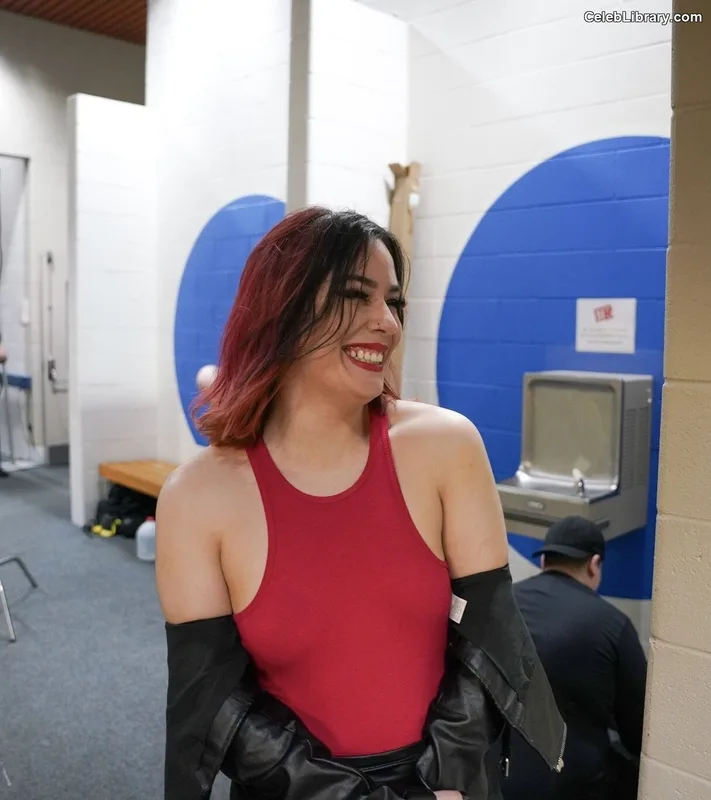 Killer Kelly photo 2 of 538