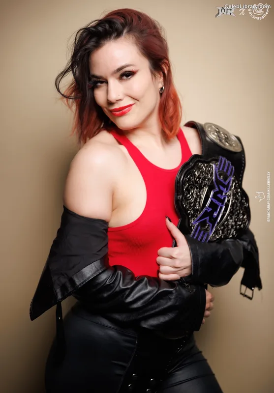 Killer Kelly photo 3 of 538
