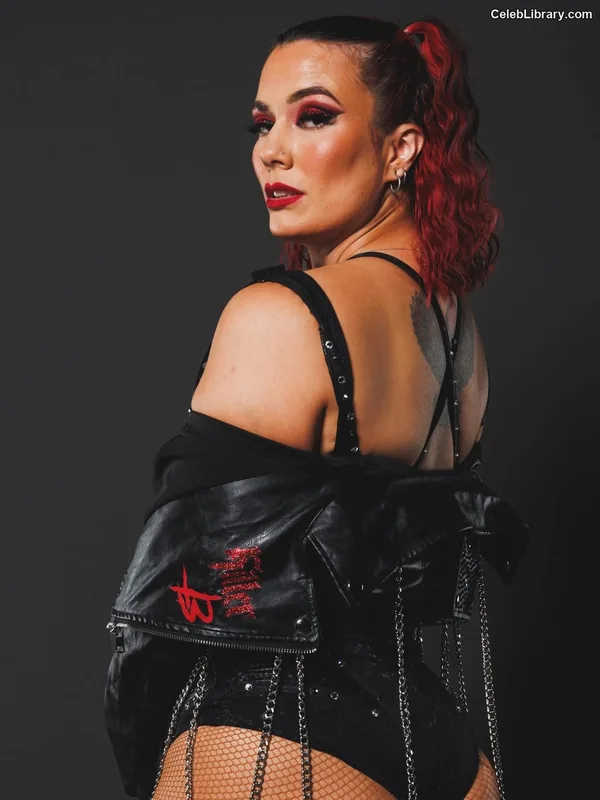 Killer Kelly photo 13 of 538