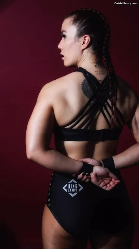 Killer Kelly photo 20 of 538