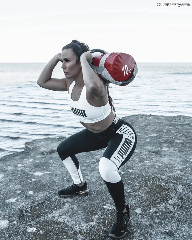 Killer Kelly photo 23 of 538