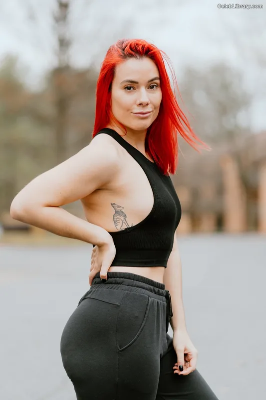 Killer Kelly photo 20 of 538