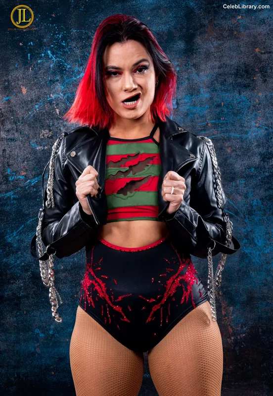 Killer Kelly photo 7 of 538