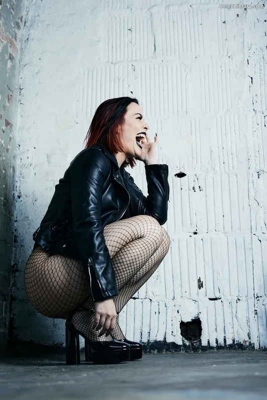 Killer Kelly photo 13 of 538