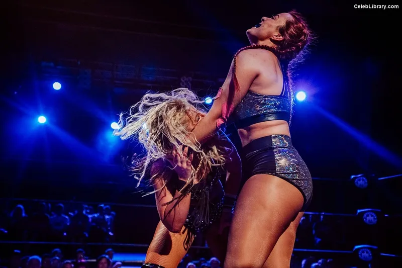 Killer Kelly photo 6 of 538